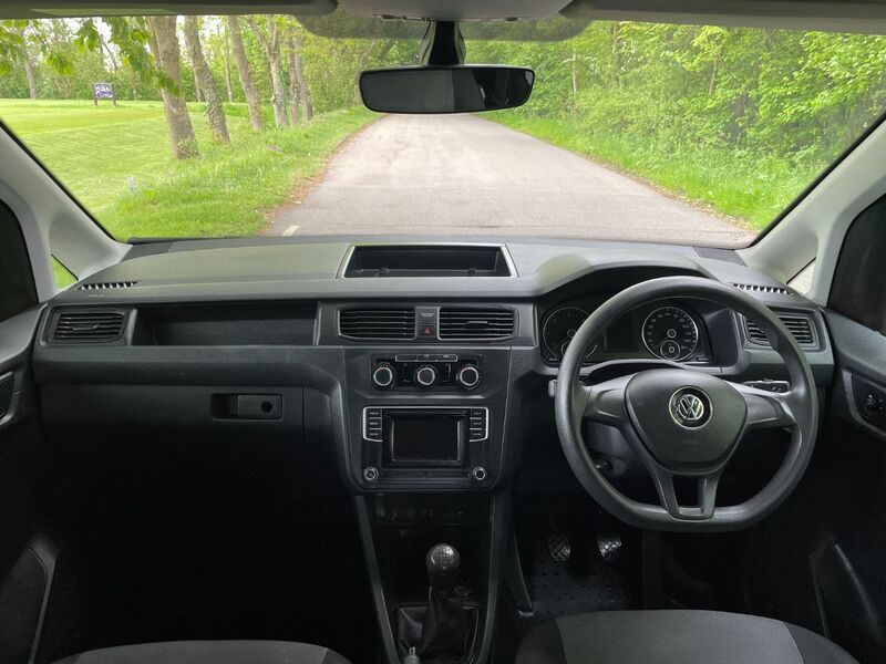 VOLKSWAGEN CADDY