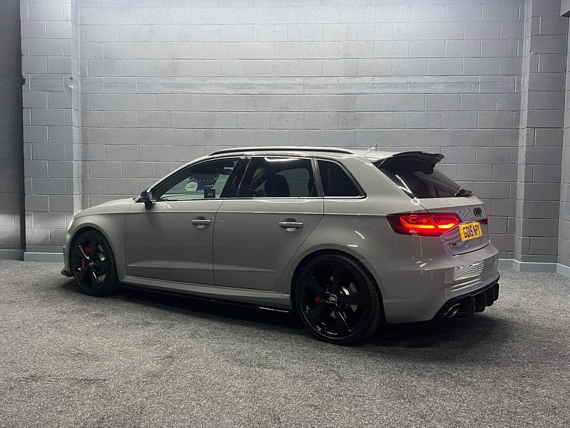 View AUDI RS3 RS3 SPORTBACK QUATTRO