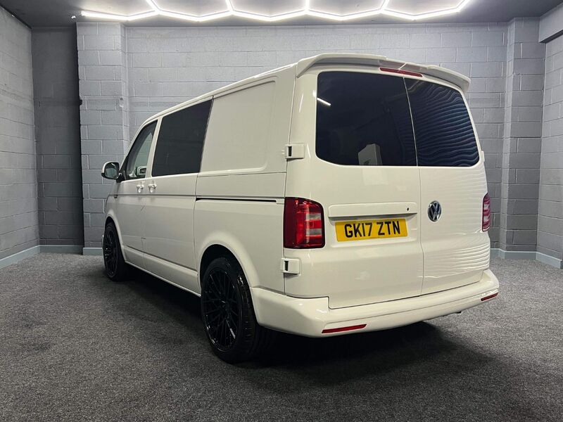 VOLKSWAGEN TRANSPORTER