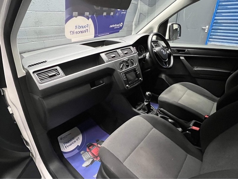 VOLKSWAGEN CADDY