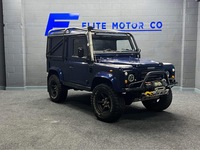 LAND ROVER DEFENDER 90