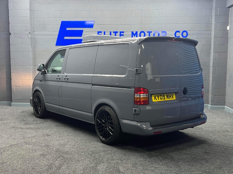VOLKSWAGEN TRANSPORTER