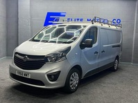 VAUXHALL VIVARO