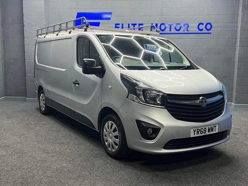 VAUXHALL VIVARO