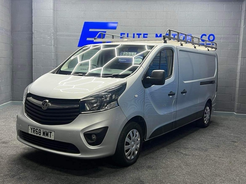 VAUXHALL VIVARO