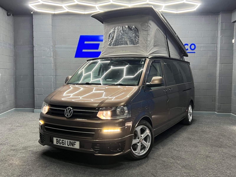 View VOLKSWAGEN TRANSPORTER T30 TDI SHUTTLE SE