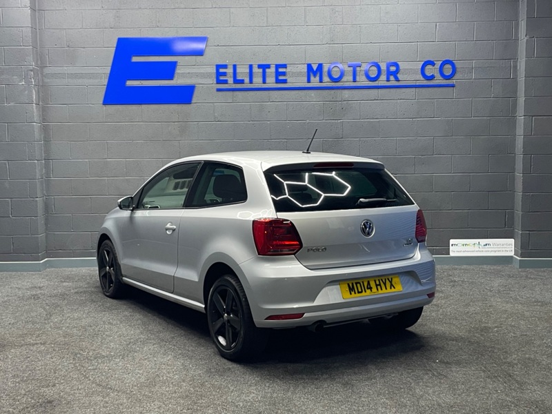 VOLKSWAGEN POLO